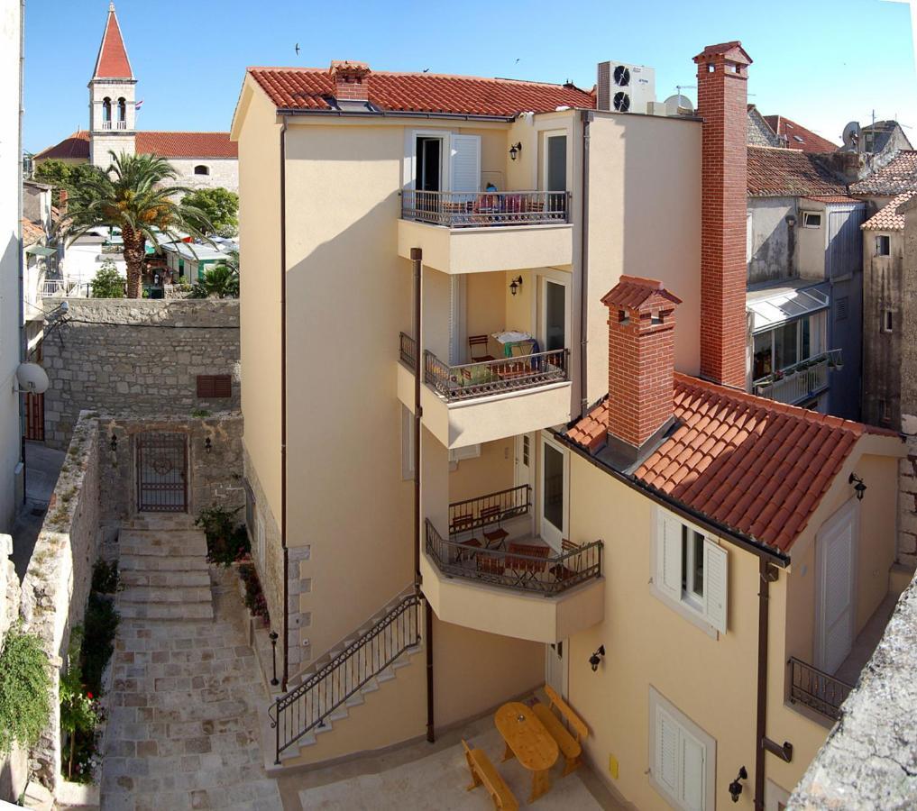 Old Town Studio Apartments Makarska Esterno foto