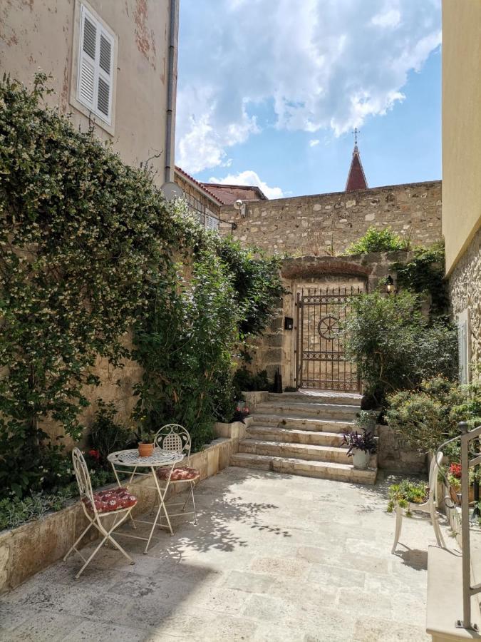 Old Town Studio Apartments Makarska Esterno foto