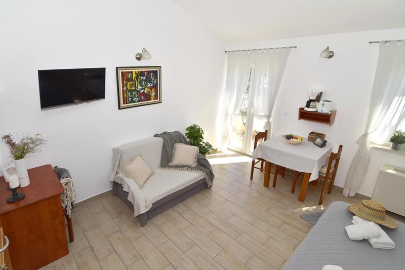 Old Town Studio Apartments Makarska Esterno foto